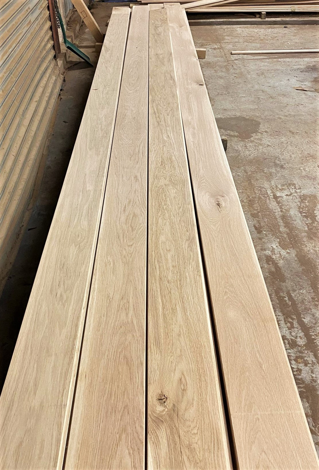 Extra long solid oak flooring