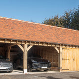 Green oak cart shed / Garage