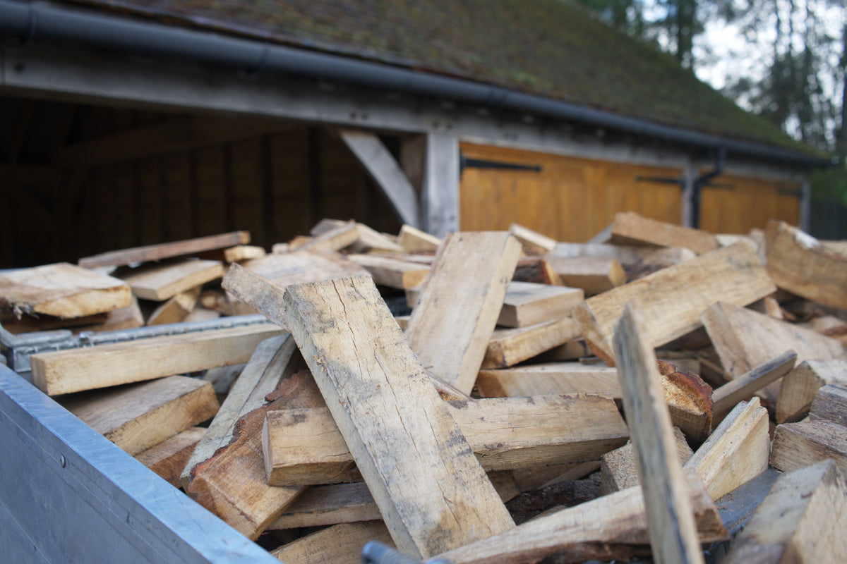 Kiln Dried Oak Offcuts 10-12″ Long | 1-2″ Thick